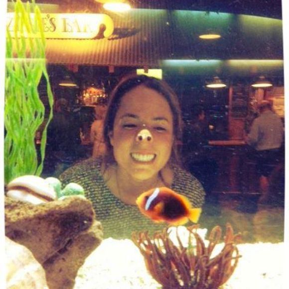 Meet your Posher, Tina - Picture 2 of 2